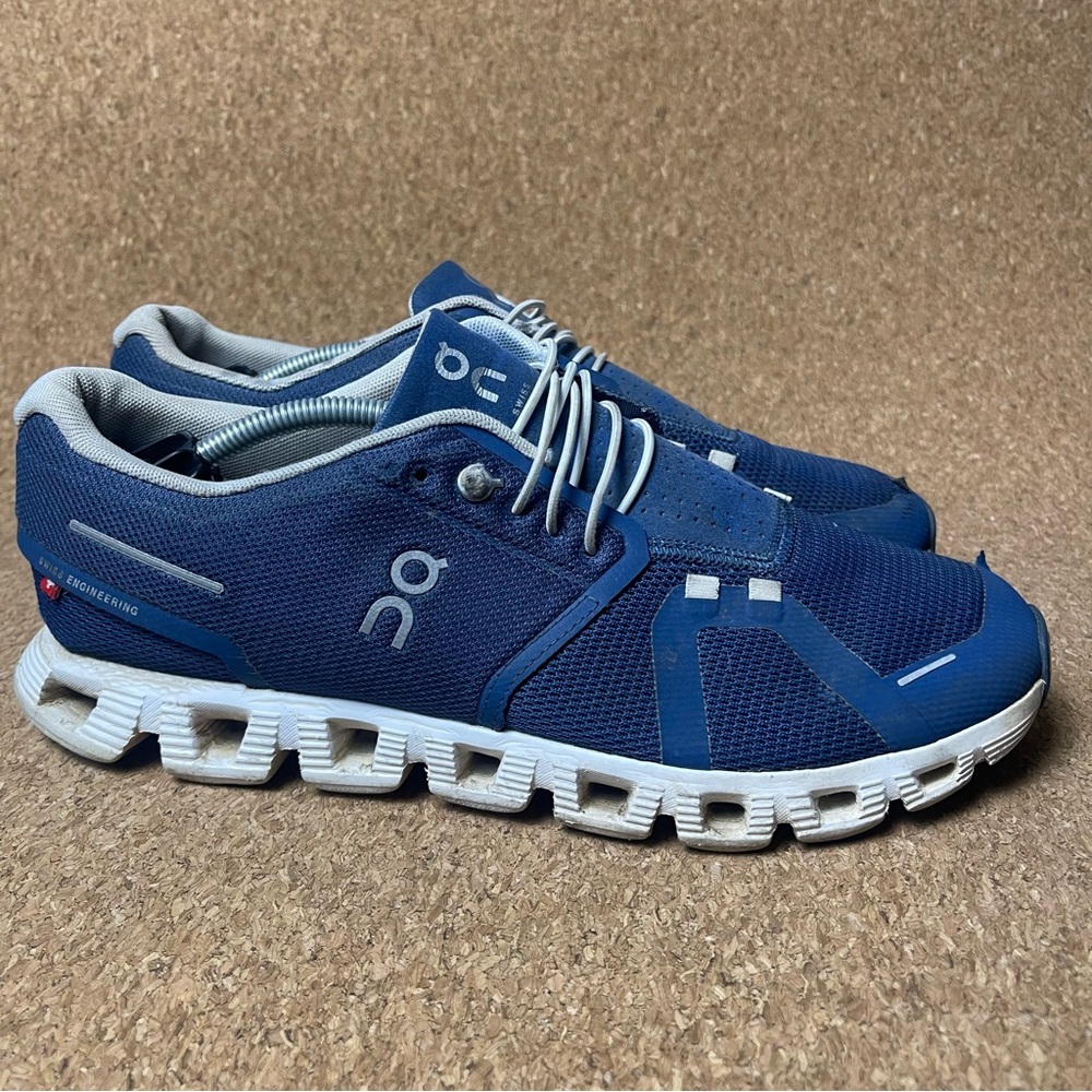 On Running Women’s Navy and White Athletic Shoes